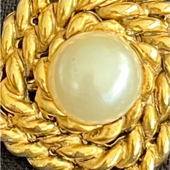 Vintage Faux Pearl Earrings - Picture 6 of 14